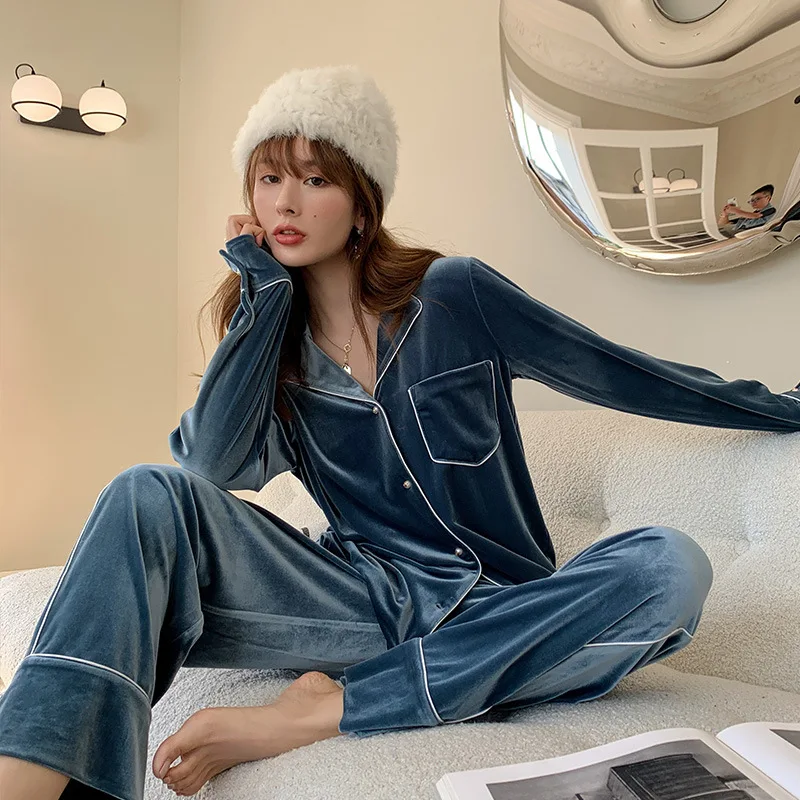 High-grade Women's Pleuche Pajamas Velvet Pajamas Set Women Sleepwear Fashion  Autumn Winter Home Clothes