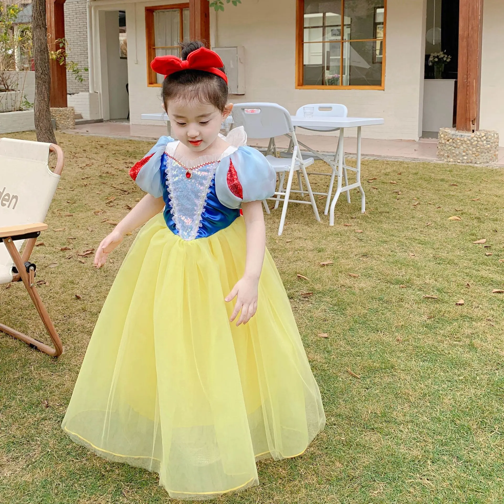 

Disney Snow White Dress 2022 Summer Cute Short Sleeve Skirt Girls Cosplay Costume Children Birthday Party Dress Skirt Set