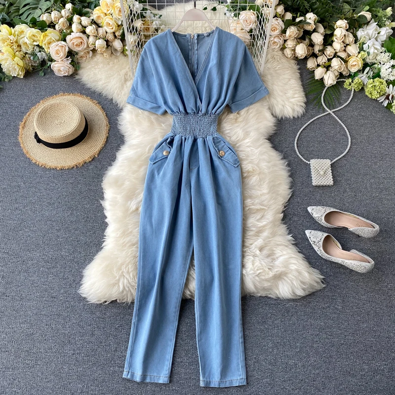 A GIRLS  Summer Denim Jumpsuit Vintage Short Sleeves V-Neck Elastic Waist Straight Jeans Casual Overalls Club Outfits for Women