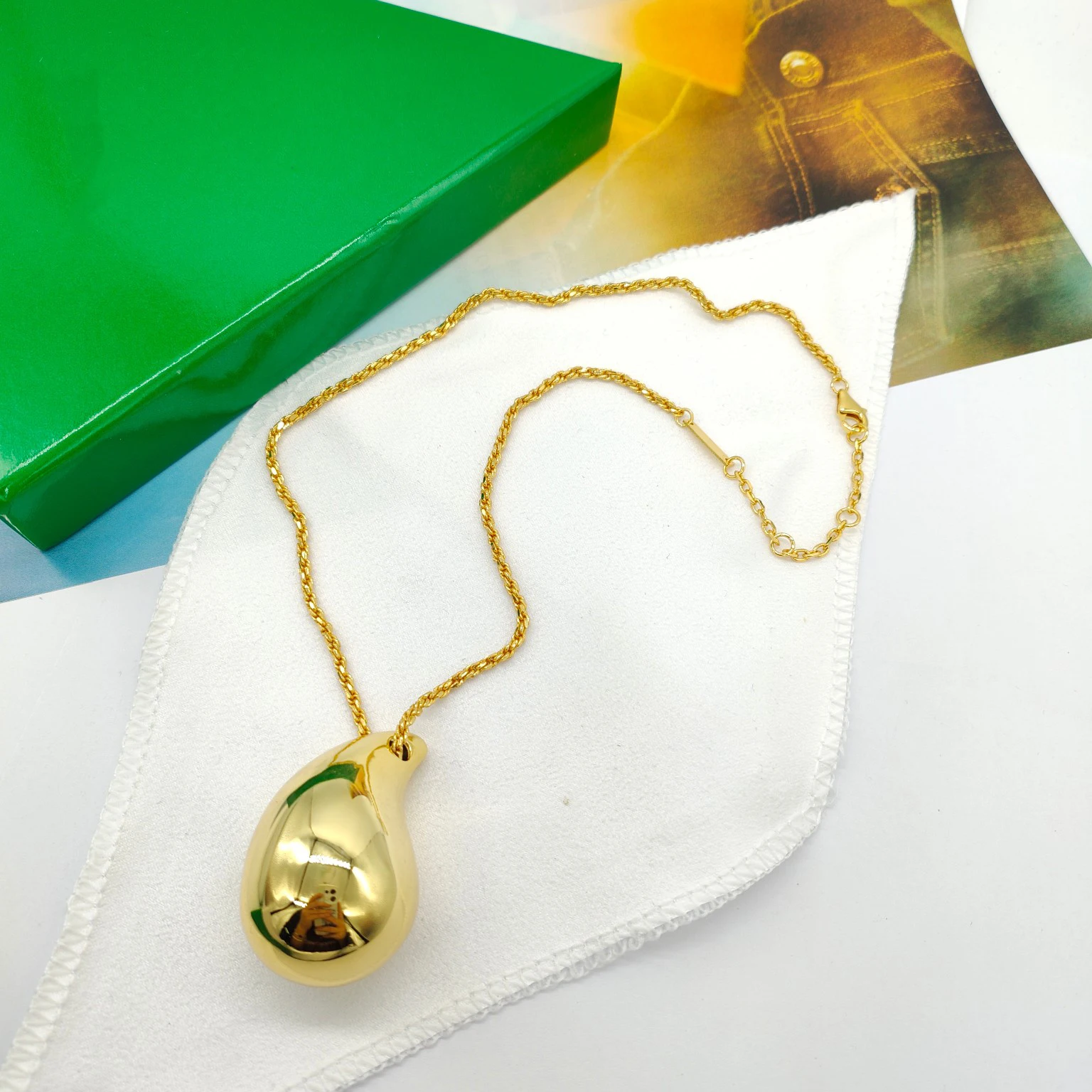 

2023 модное ожерелье от известного бренда в форме капли воды, Золотое и серебряное ожерелье для женщин, высшее качество, роскошные ювелирные изделия, дизайнерские тренды в Европе и Америке