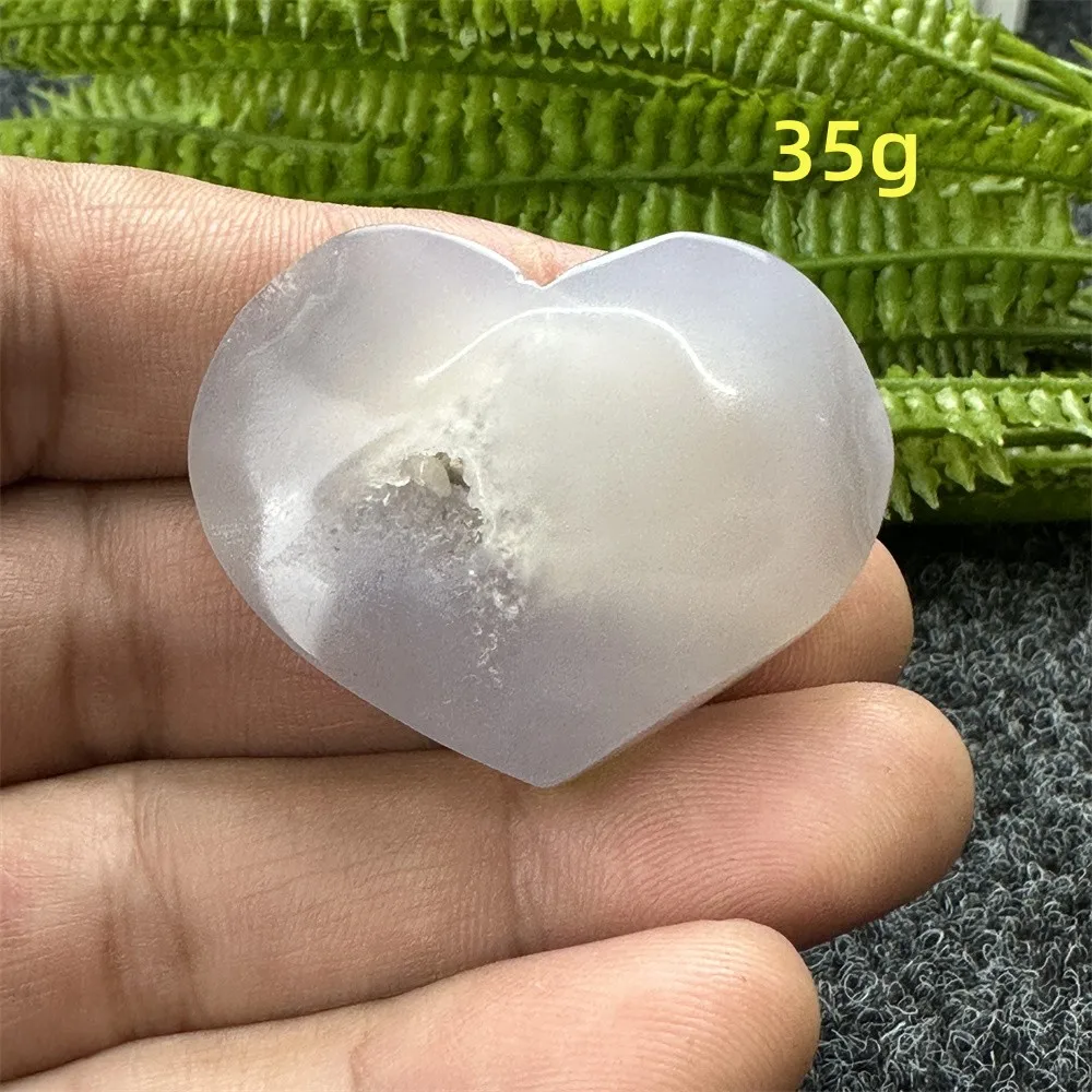 

Сакура Агат резное сердце