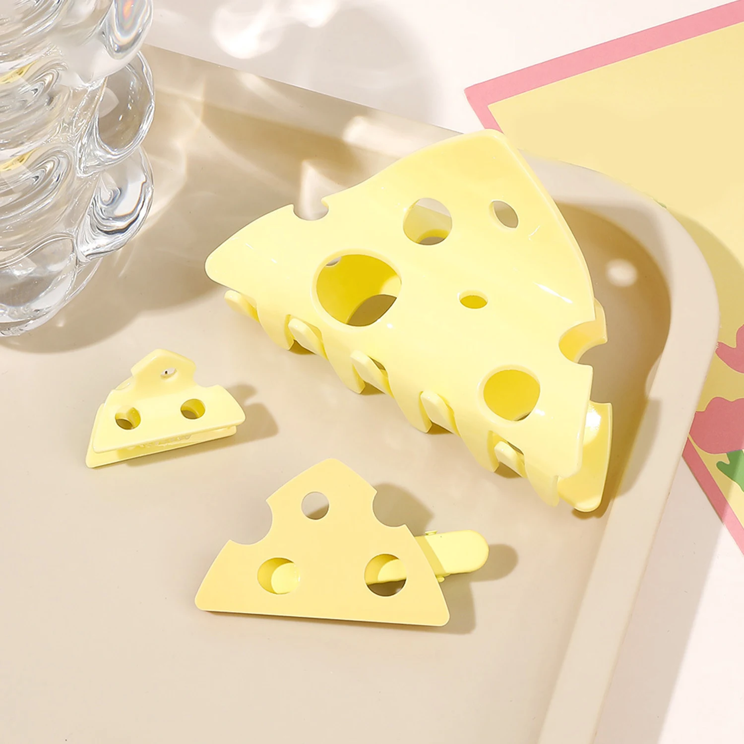 

Korean New Trend Resin Cheese Hair Claw Birthday Party Creativity Hair Clip Girls' Cute Fashion Hair Accessories Gift