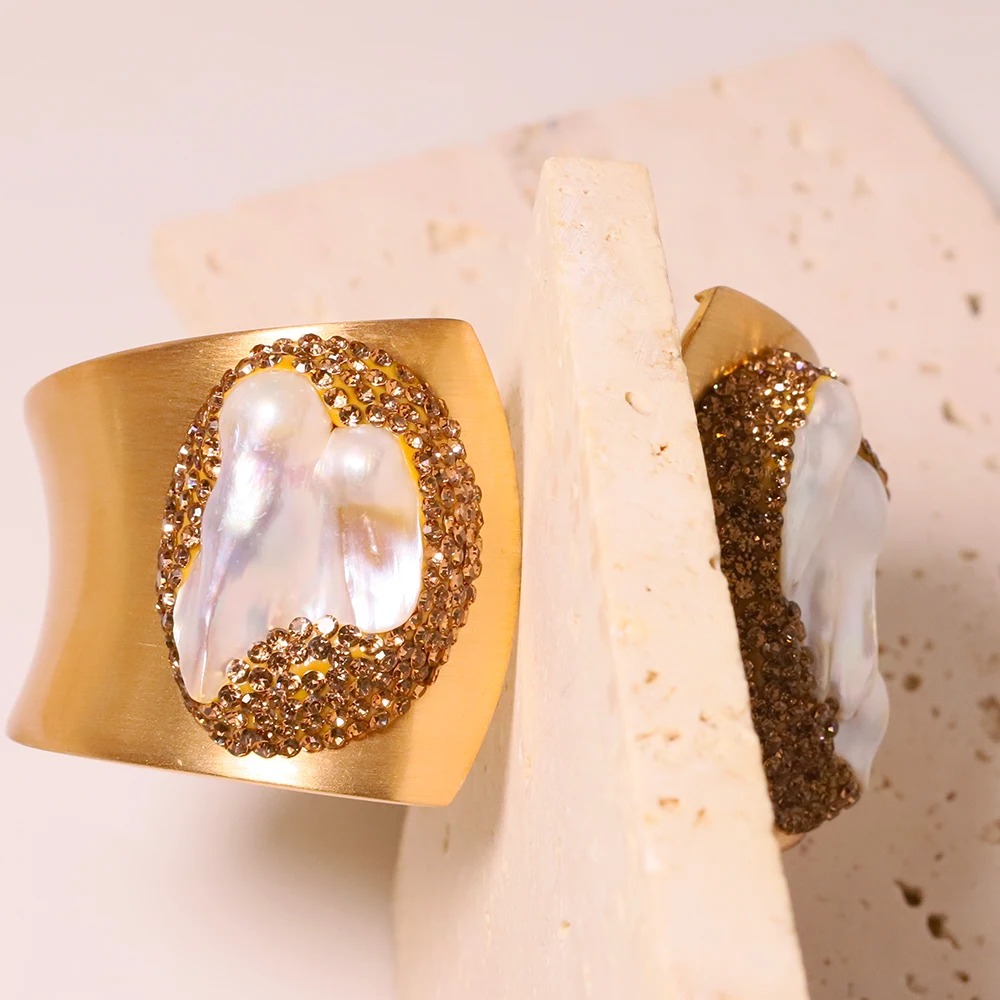 Женский браслет с натуральным пресноводным жемчугом