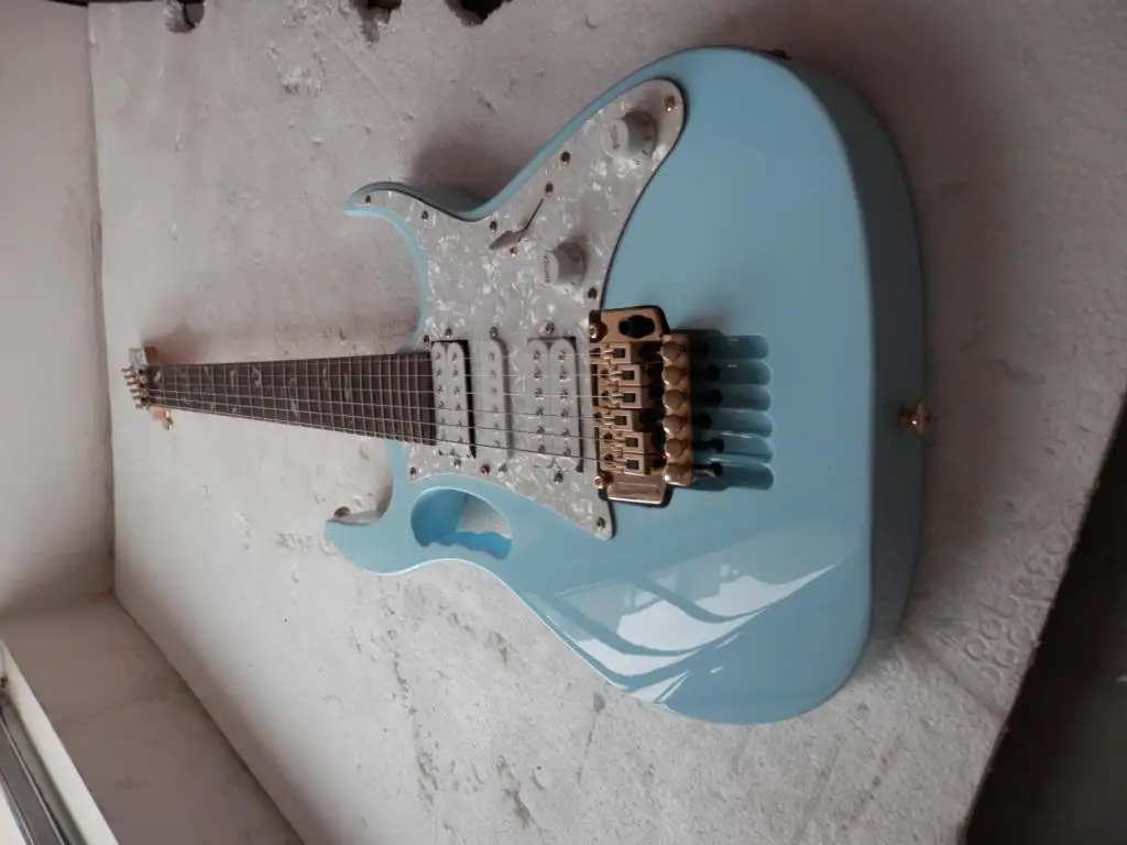 top quality  light blue electric guitar 21 to 24 frets well scalloped guitar all gold hardware free shipping 7 guitar 10yue7 v