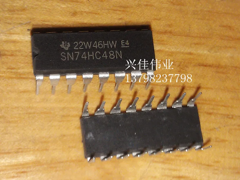 

(5 шт.) 74HC48 SN74HC48N HD74HC48P DIP-18