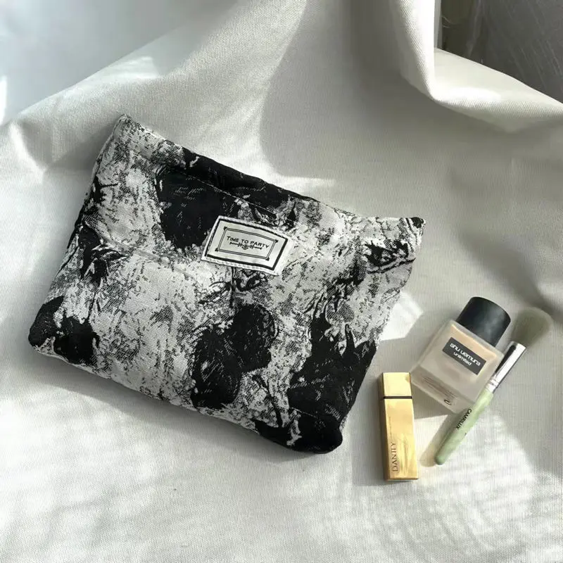 

Makeup Bag Floral Cosmetic Bag Large Toiletry Organizer Pouch Water Resistant Purse Travel Toiletry Bags