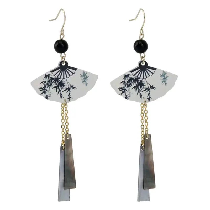 Серьги-гвоздики акриловые в ассортименте