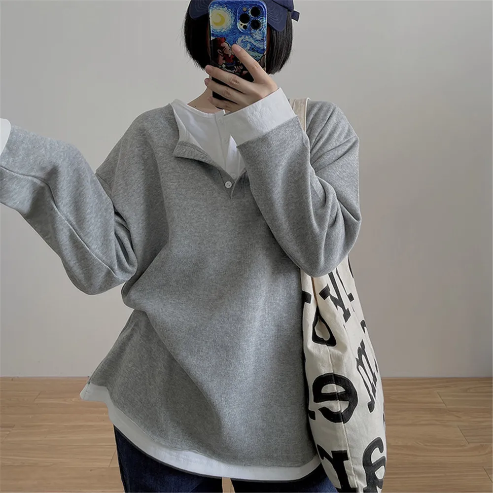 

T-shirt Niche Design Button Stitching Fake Two-piece Gray Sweater New Japan Korean Teen Clothes Casual Autumn Spring 2022 Top