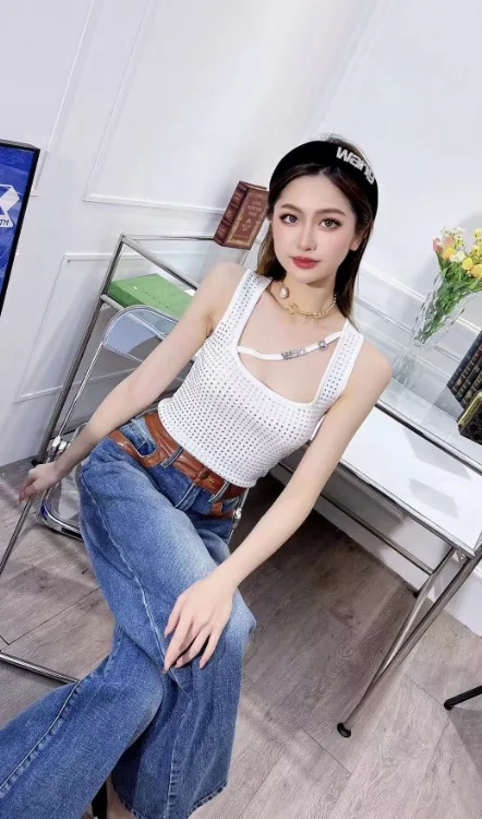 Fashion Classic Luxury Designer cloth Spring & Summer New Full Diamond Fashion Short Style Slim Knitted Strap Tank Top Women