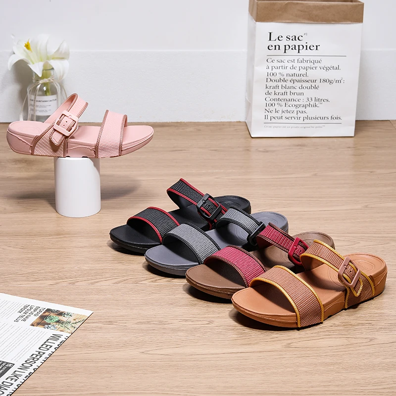 New fashion sandals beach buckle strap slippers soft sole non-slip 2022 hot sale casual comfortable breathable women's slippers