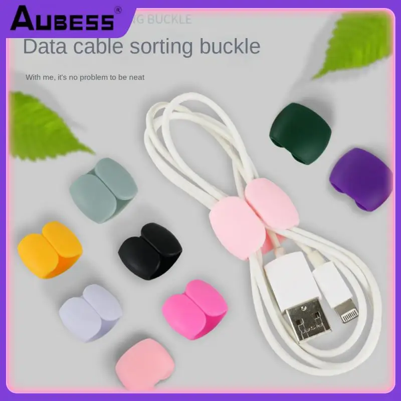 

2.5cm × 3.2cm × 1.3cm Smooth Data Line Finishing Buckle High-quality Headphone Clip Soft Material Headphone Cable Arrangement 3g
