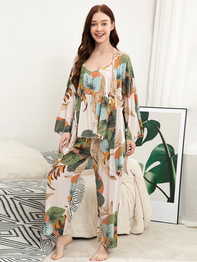 

Spring Autumn Plus Size S-XXXL Viscose Floral Printed Women Sleepwear Ladies Loose Thin Homewear Three-piece Pajamas Set