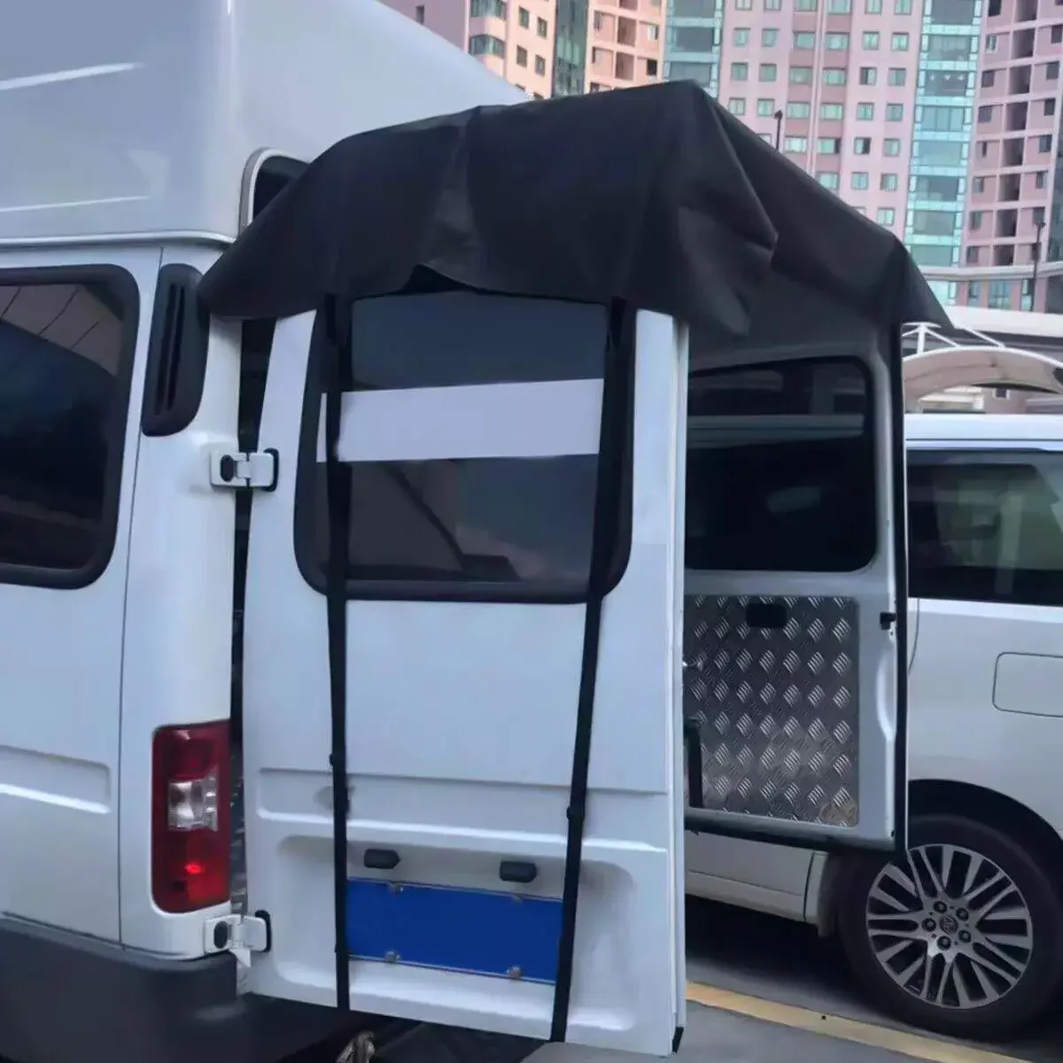 Фото Водонепроницаемая Прочная Дверная Штора Для Ram Promaster Fiat Peugeot Boxer Iveco Vw T4 T5 T6 Campervan - Универсальная Авто... №4