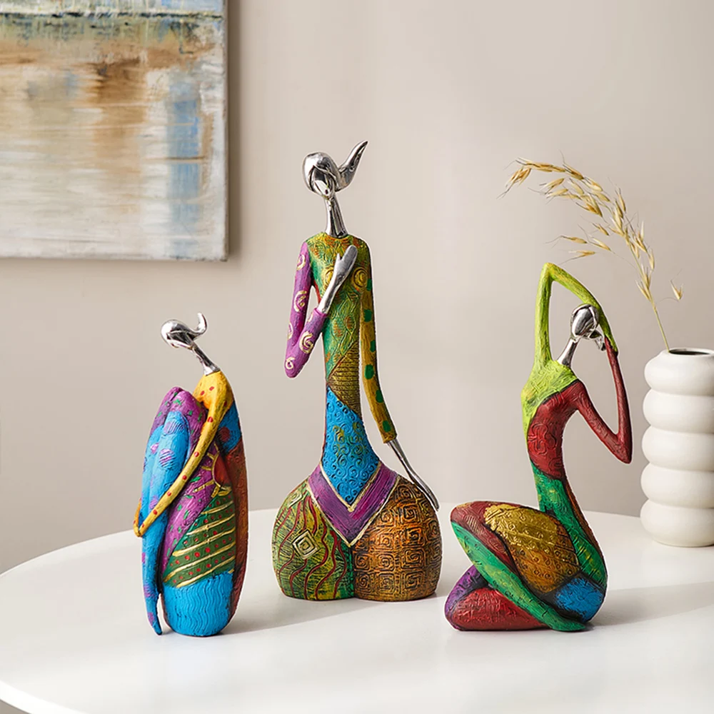 

2023 Creative Decor Graffiti Color Solid Realistic Painted Statues and Sculptures Nordic Home Decor Room Decor Figurines for