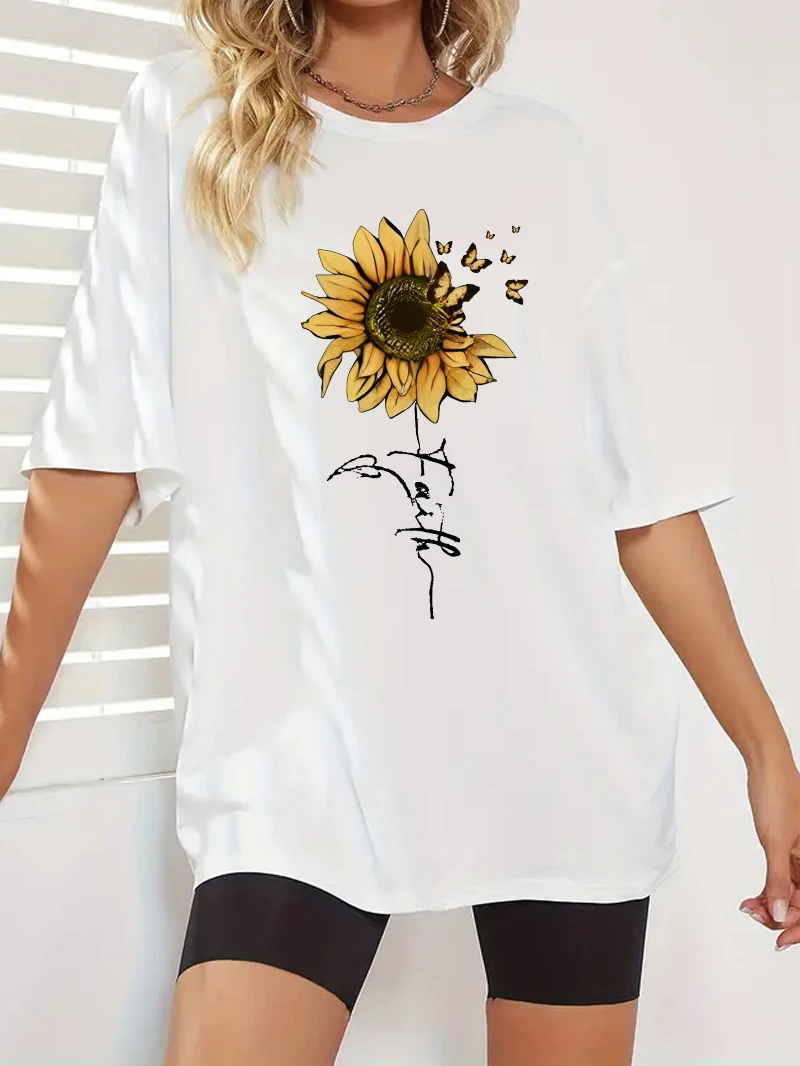 Женский свободный топ с рисунком хризантемы Повседневная футболка круглым