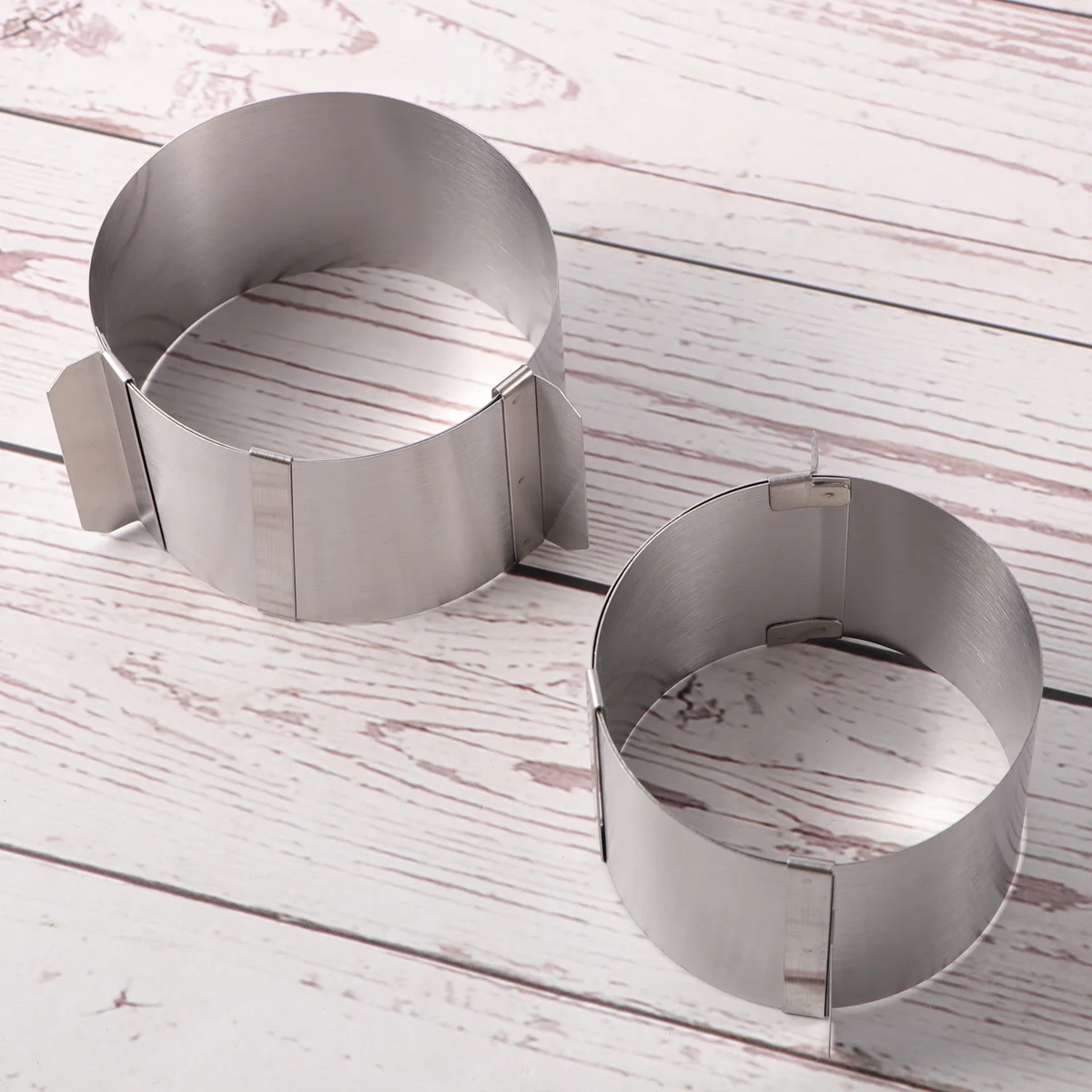 

2Pcs Round Cake Ring Mold Stainless Steel Mousse Molds Adjustable Cake Mold Ring Pastry Ring Bakeware Tools