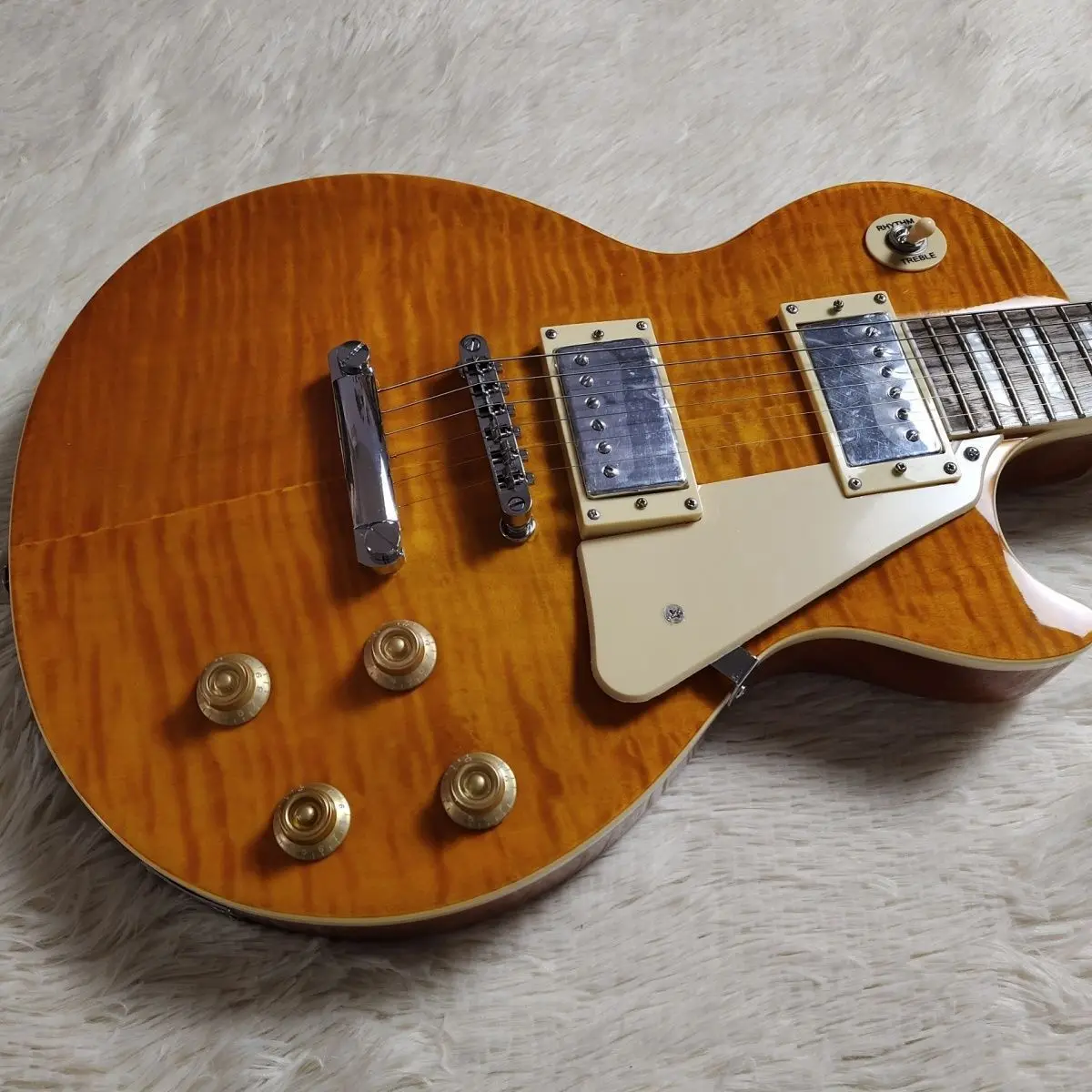

New Customization Baoyou Light Yellow Tiger Pattern Integrated Electric Guitar