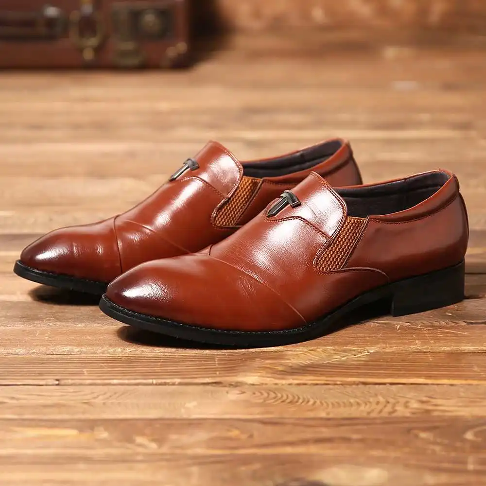 

Menico 2022 New Men Leather Splicing Non-slip Soft Sole Slip On Flat Leather Oxford Business Formal Shoes For Office Wedding