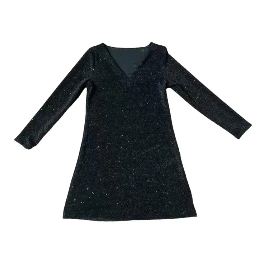 Женская блузка однотонного цвета с v-образным вырезом и длинным рукавом