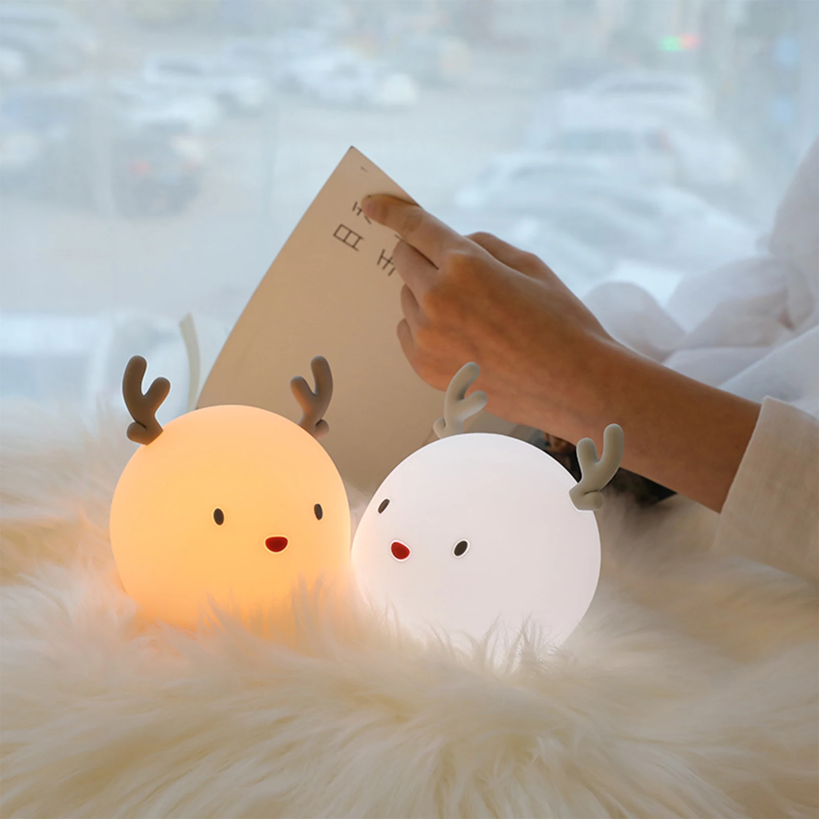 

Sensor Colorful Rechargeable Christmas Elk Lamp Silicone Night Light Touch Sleeping Light Bedroom Bedside Table Lamp