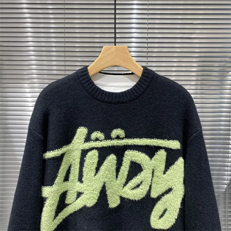 Мужской пуловер с круглым вырезом цвет в ассортименте