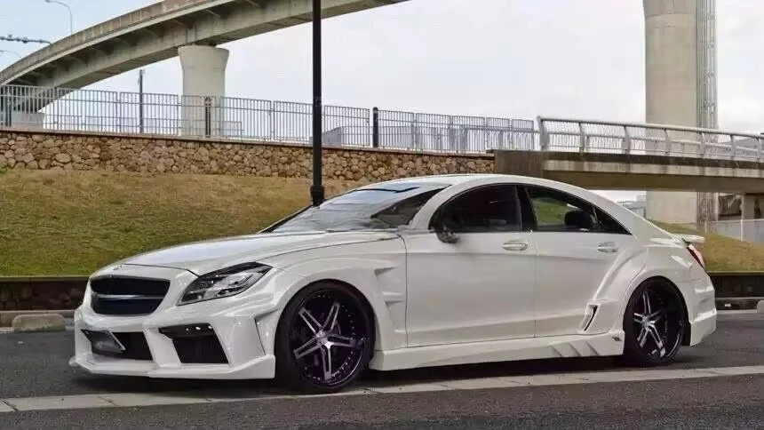Фото Высококачественный широкий обвес W218 для CLS-класса: Комплект Vit Performance для W218 CLS №3