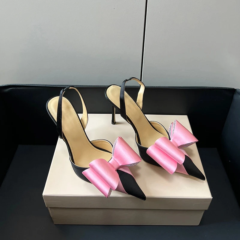 Шёлковые сандалии на высоком каблуке с бантом и стразами 2024