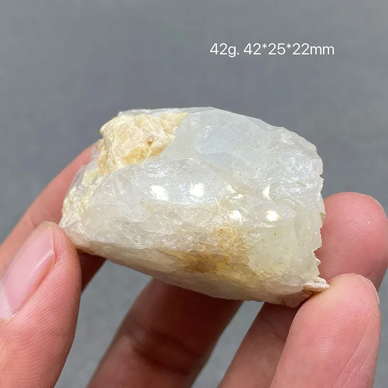 Хрустальный рудный камень из Китая Xuebaoding