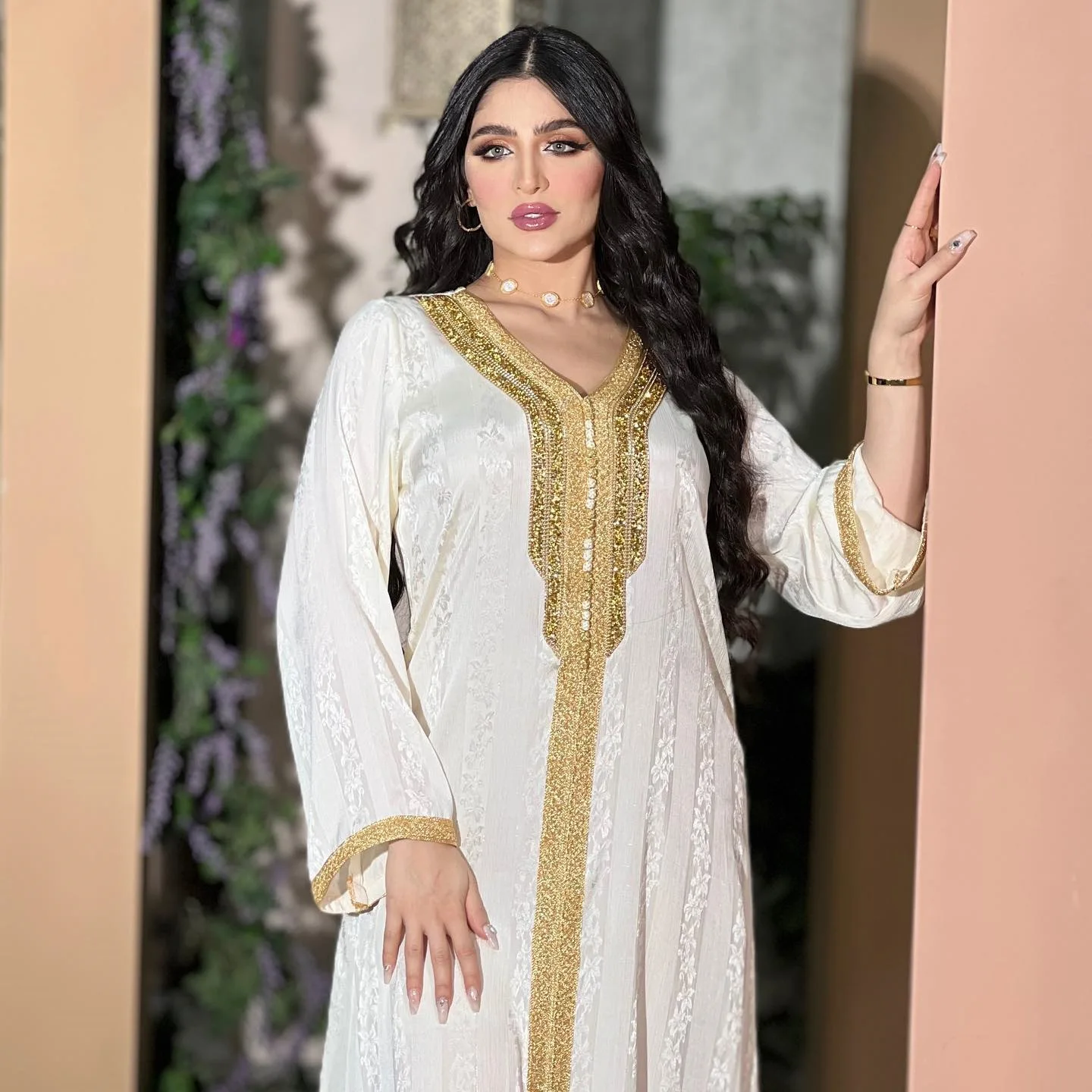 Amaya Spring 2023 Women's Hot Diamond Lace Robe Muslim White Satin Jacquard Dress with Underwear Long Muslim Dresses