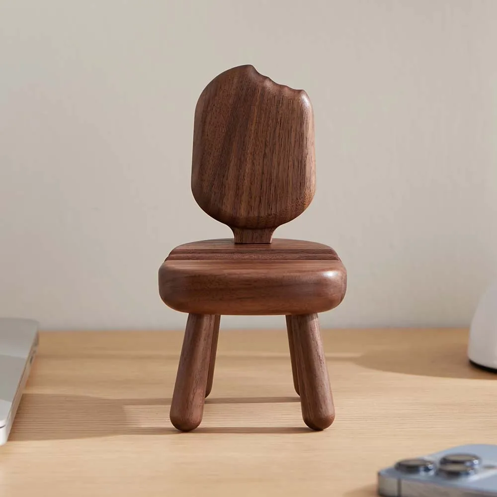 

Mobile Phone Bracket Creative Small Cute Bited ice cream Desktop Solid Wood Ornaments Ipad Bracket Children's Toy Mode