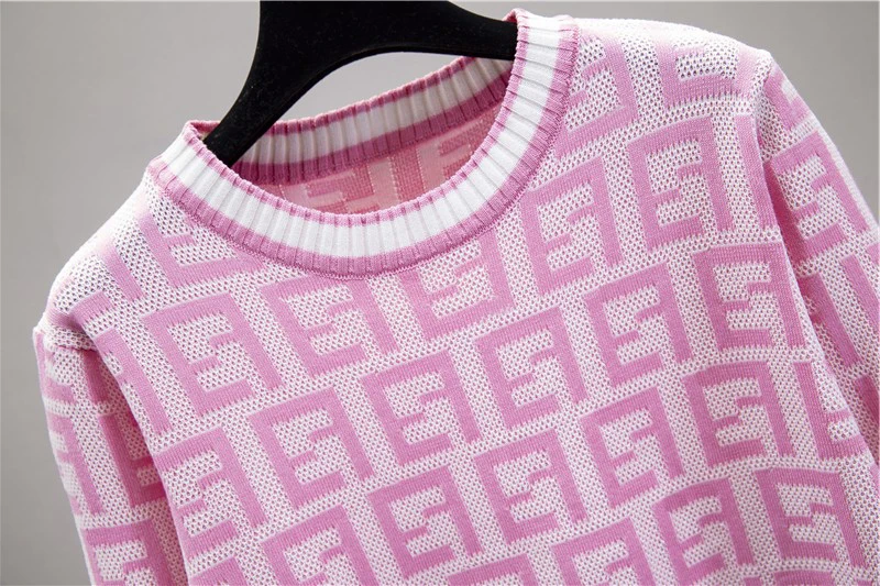 Интернет-знаменитости с буквами женский розовый свитер из ледяного шелка