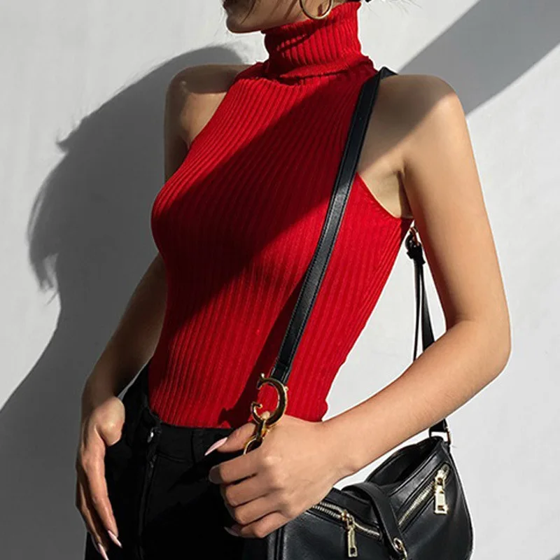 

2023 summer new Hong Kong girlfriend red turtleneck sweater with a sexy spice girl bottom with a tight top