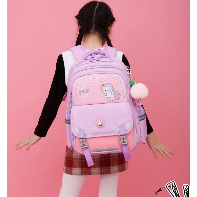 Легкий школьный портфель с мультипликационным единорогом и двойным плечом для