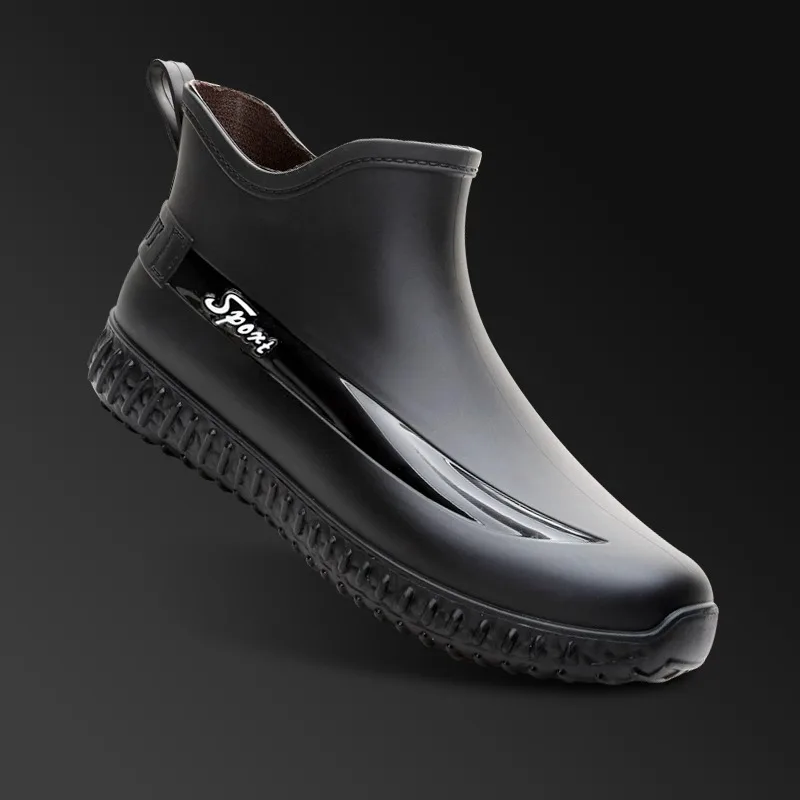 Мужские теплые неопреновые резиновые ботинки на меху нескользящие короткие