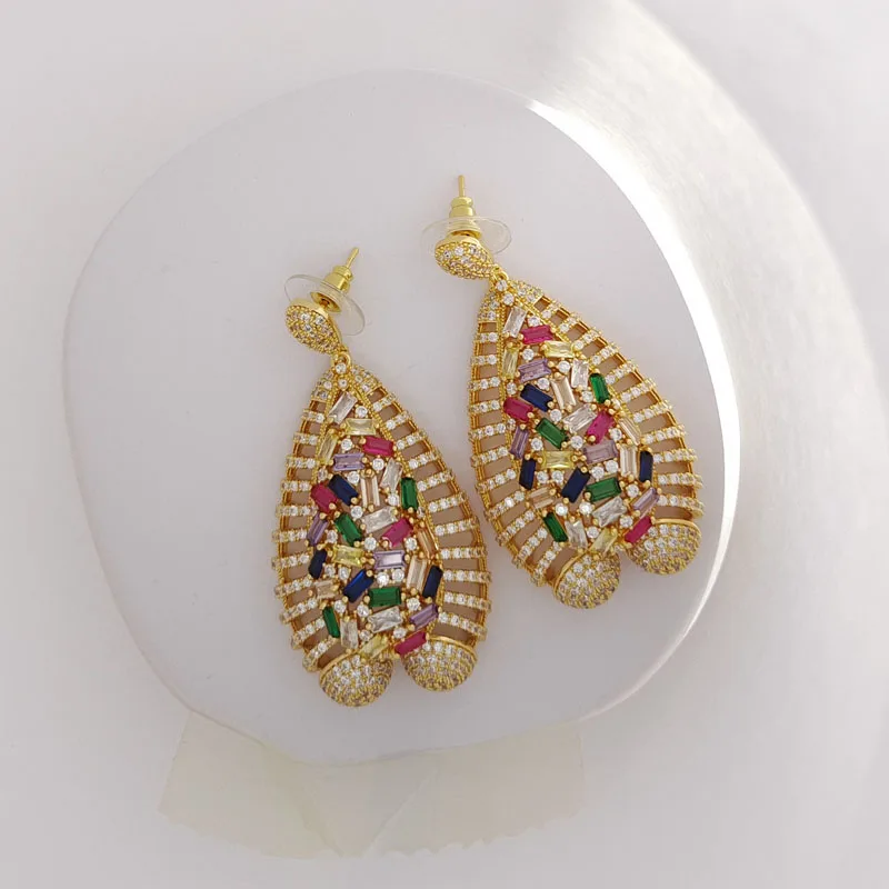 

100% Original Design Dazzdelic AAA Cubic Zirconia Dubai Classic Fashion Ball Dropping Earring For Women Dating And Party