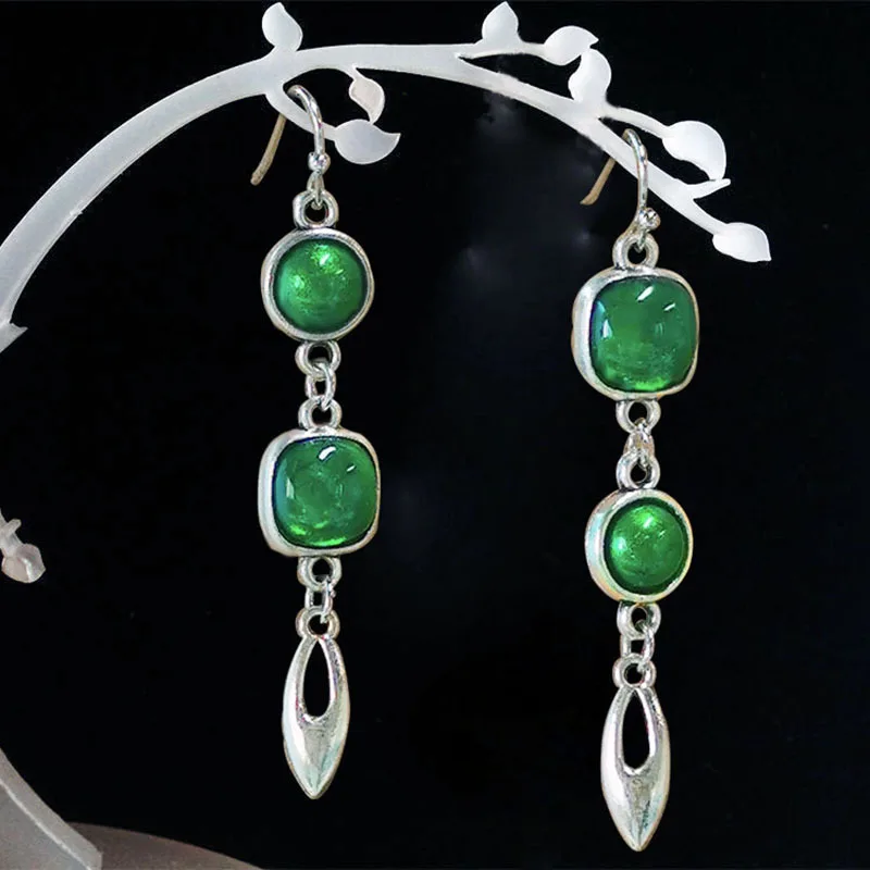 

1Pair Boho Retro Natural Green Stone Dangle Earring Handamde Asymmetry Drop Earrings For Women Wedding Anniversary Party Jewelry