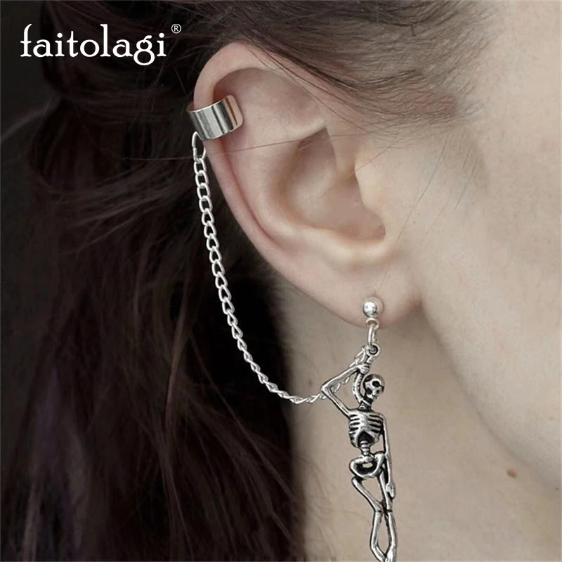 Gothic Punk Skull Grunge Stud Earrings for Women Trend Asymmetric Ear Studs Piercing Clip Earrings Dangle Earrings Jewelry