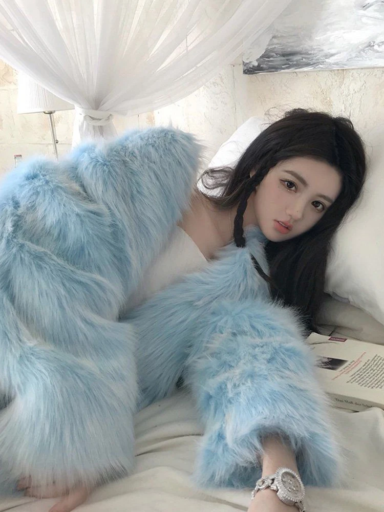 Winter coat for women fashion ice blue plush Warm soft faux fur coat  high street temperament Midi fur jackets for women
