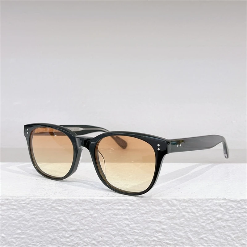 

Солнцезащитные очки с ацетатными линзами для мужчин и женщин