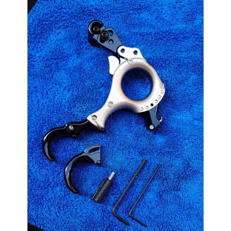 Металлический дозатор из латунной пластины с трех четырех пальцами и сменной