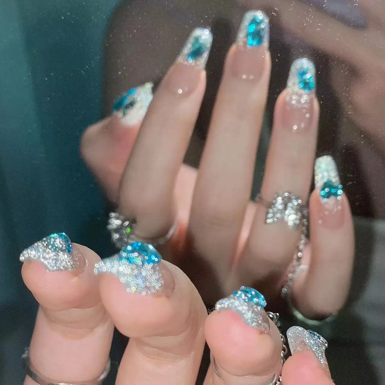 New high-end handmade custom fairy gentle style icy blue flash aurora diamond female fake nails