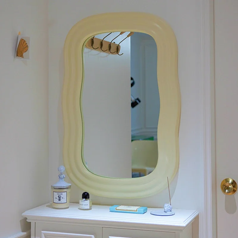 Креативное современное зеркало для ванной комнаты макияжа нерегулярное