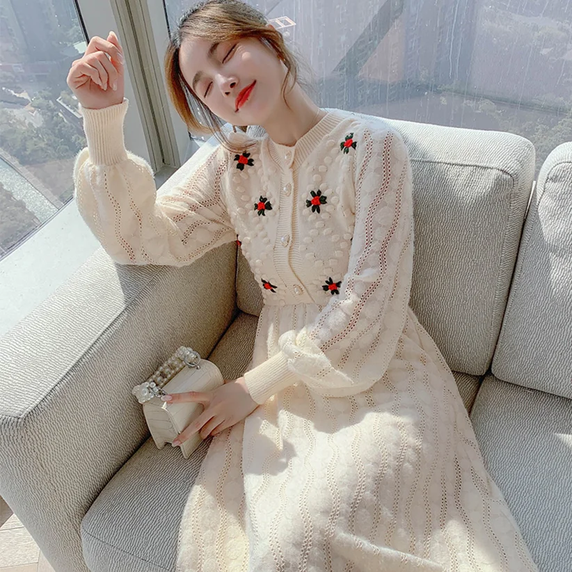 

White Knitting Dresses for Women 2021 Kawaii Korean Style Sweet Slim Embroidery Wool Long Sleeve Sweater Dress Autumn Winter