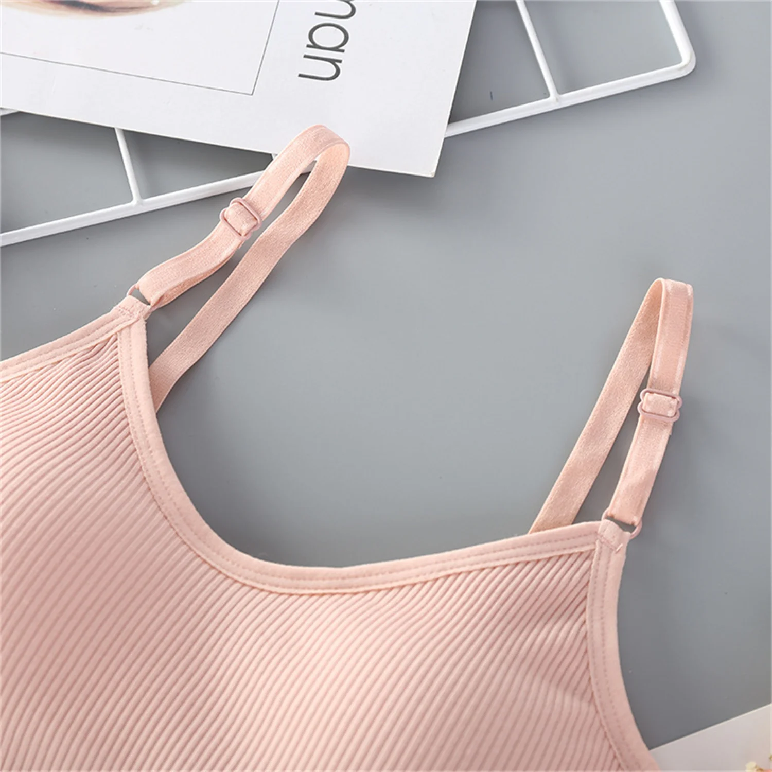 Sujetador sin costuras para mujer Bralette transpirable de copa complea aros Top шланг для сна