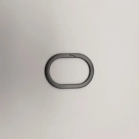 Титановый брелок овальный