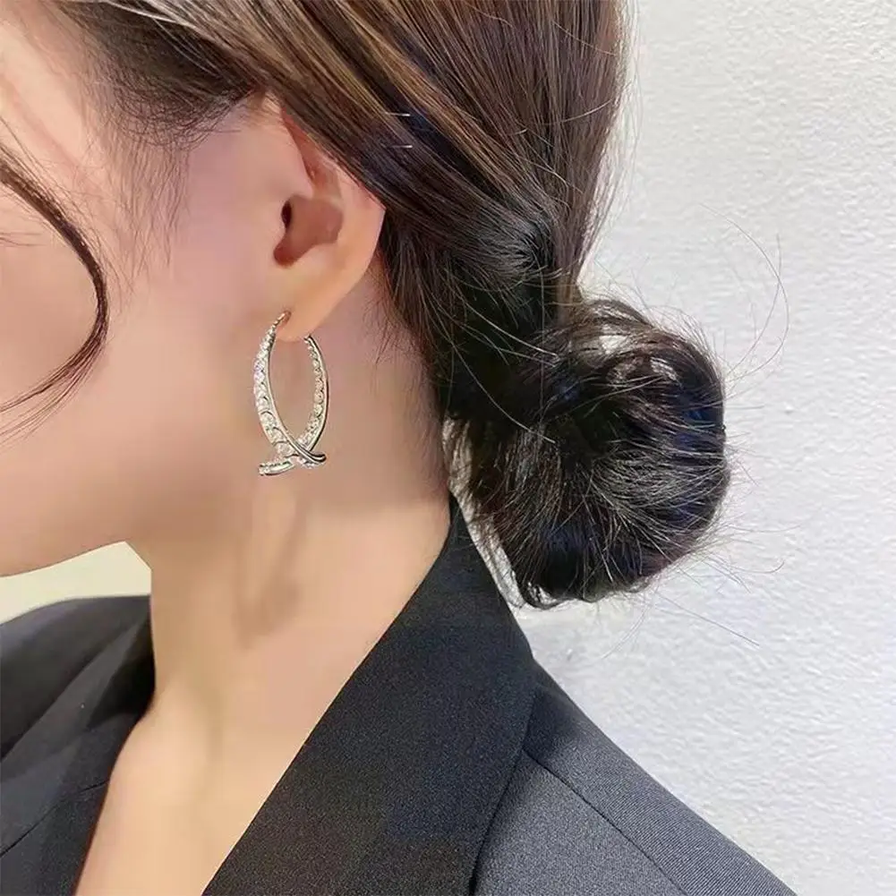 

1 Pair Cross Fishtail Earrings New Trendy Korean Retro Metal Geometric Cross Stud Earrings For Women Girls Party Jewelry Gi B0T6