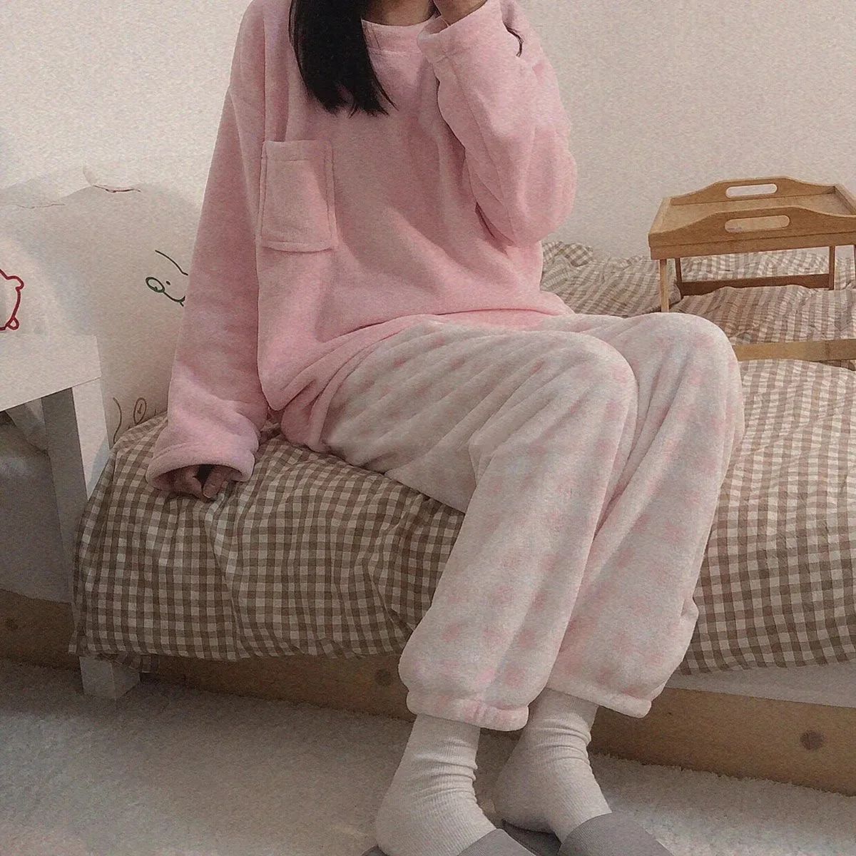 

Осенне-зимняя Фланелевая Пижама женская новая Корейская версия клетчатая Женская домашняя одежда Теплый Костюм Пижама женская зимняя Пижа...