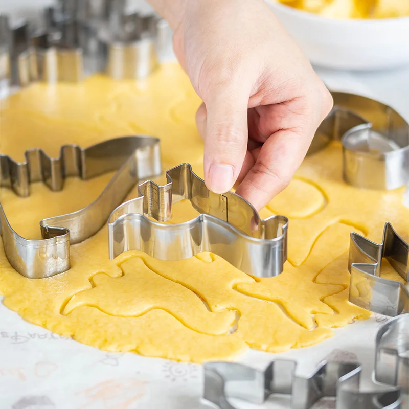 

Stainless Steel Mini Dinosaurs Animal Shaped Cookie Cutters Fondant Stamp Pastry Biscuit Cake Kitchen Baking DIY Molds For Kids