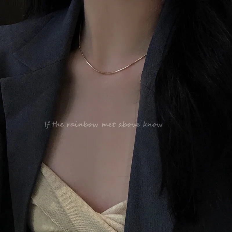 

2023 Korean Fashion For Womens Necklace High-End Metal Texture Light Luxury Temperament Clavicalis Necklace Jewelry Gifts