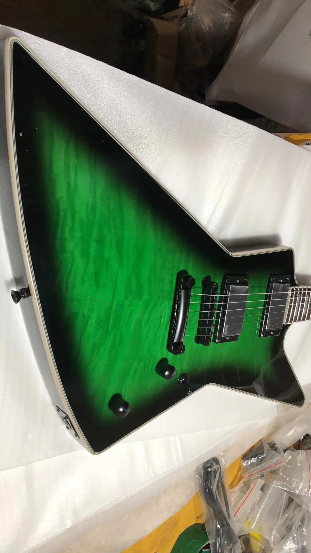 

Custom 6 String Electric Guitar Big Flower Maple Top Solid Wood Black Hardware EMG Pickup Free Delivery